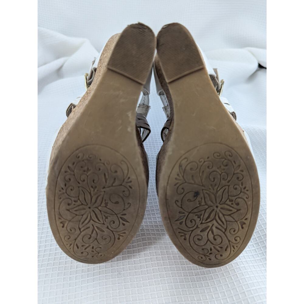 NWOT! CHARLOTTE RUSSE! PLATFORM CORK WHITE LEATHER CRISS-CROSS STRAP WEDGES!SZ 9 - Picture 5 of 6